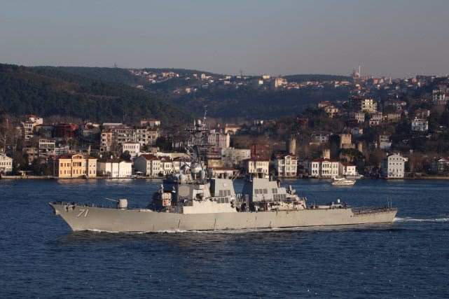美军驱逐舰今年首次进入黑海，俄军已开始对其跟踪监视